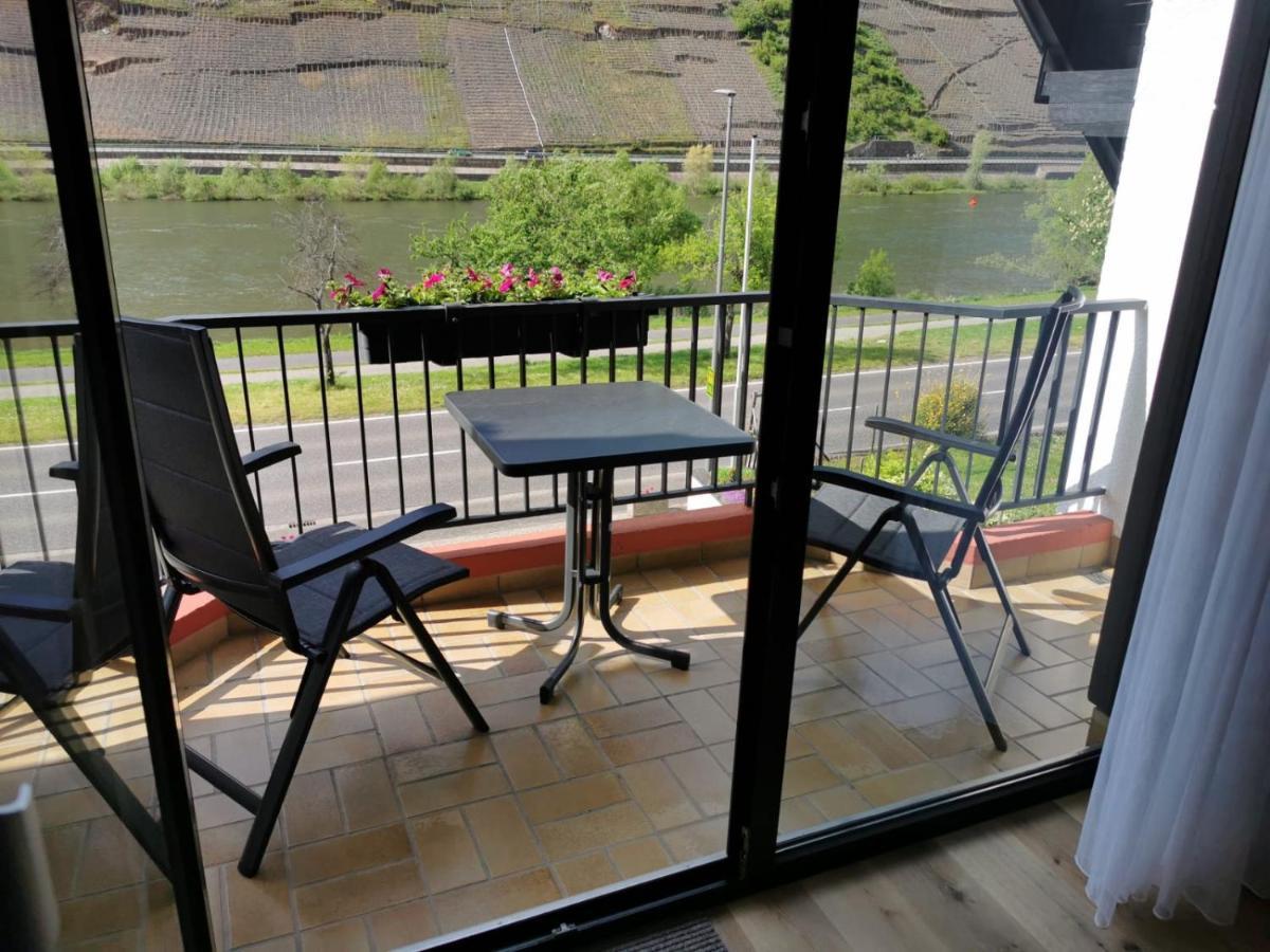 Haus Weingarten Appartements-Zimmer Ernst Luaran gambar