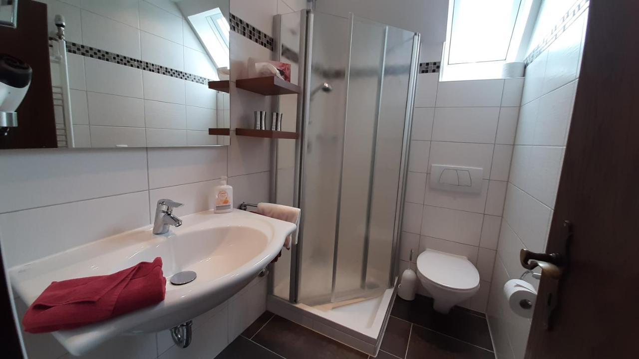 Haus Weingarten Appartements-Zimmer Ernst Luaran gambar